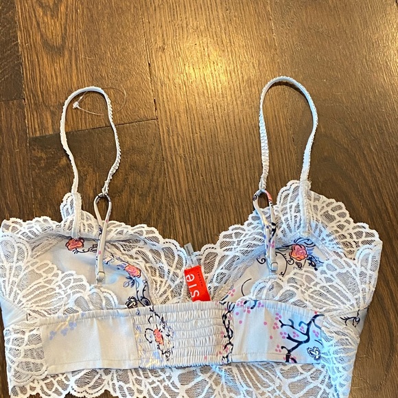 Josie Lace Trim Floral Bralette - Picture 4 of 5